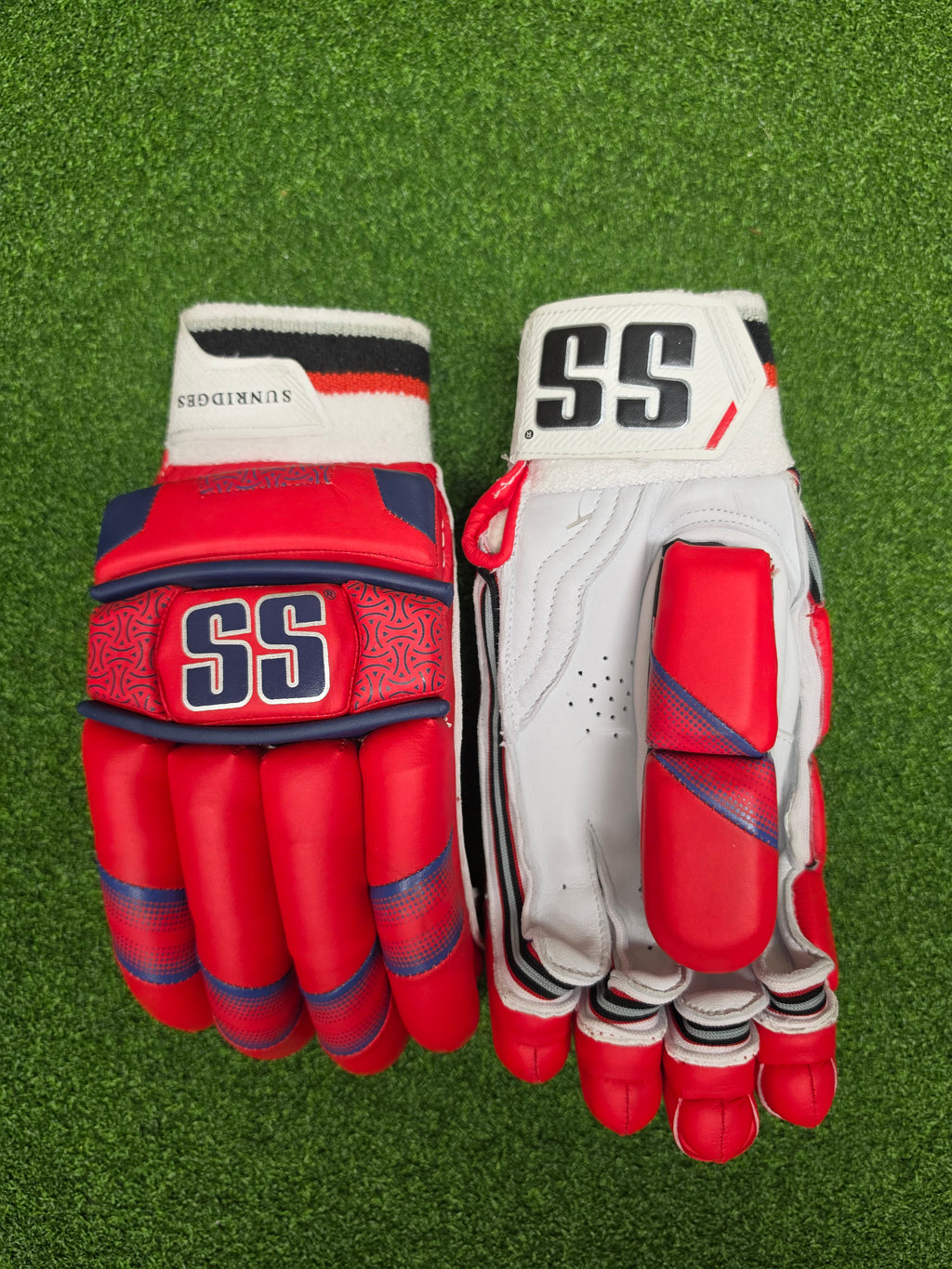 Premium leather palm and finger protection view of SS Punjab Kings Super Test IPL Cricket Batting Gloves at Alberta Cricket Store Canada.