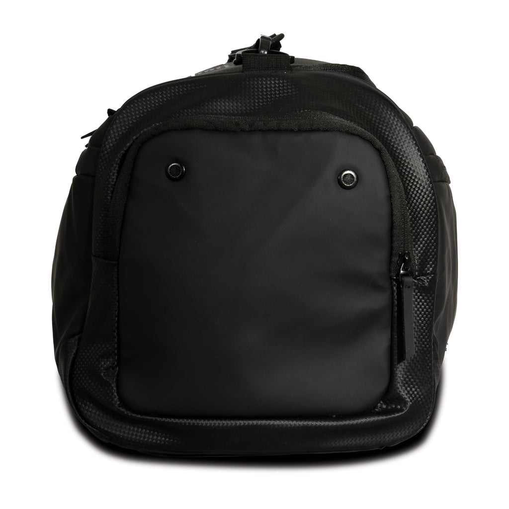 Side pocket profile of the black SG HP33 sports gym bag featuring functional button rivets and high-quality zip enclosure.Side pocket profile of the black SG HP33 sports gym bag featuring functional button rivets and high-quality zip enclosure.