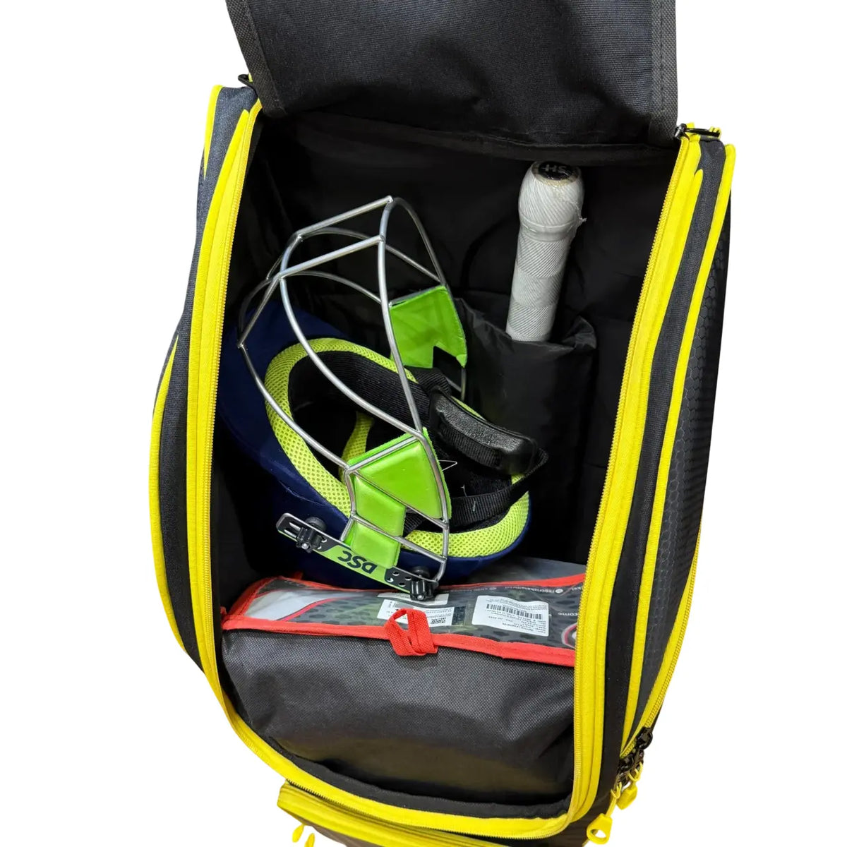 SG Kitbag V12 Wheelie Duffle Junior