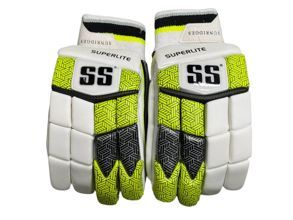 SS Superlite Cricket Batting Gloves YOUTH SMALL HAND