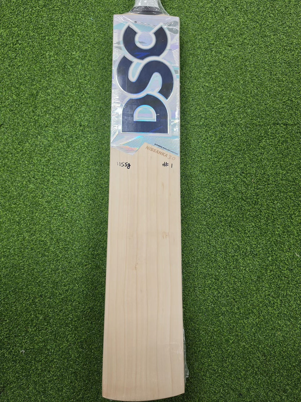 DSC Nissanka 3 0 English Willow Cricket Bat - Short Handle (SH) - Front View